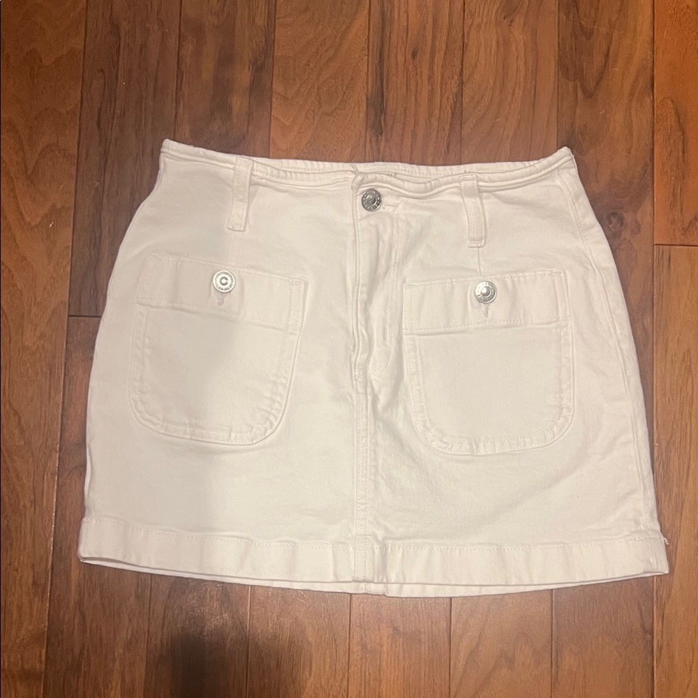 American Eagle Outfitters white skirt 000